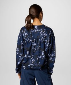 Columbia-Womens Boundless Avenue™ Printed Top-2105301-columbia rain coats 2